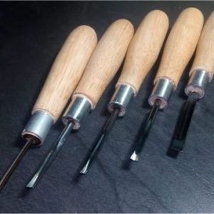 GUBIAS ESPECIALES PARA LINÓLEO DUROS Y GOMAS